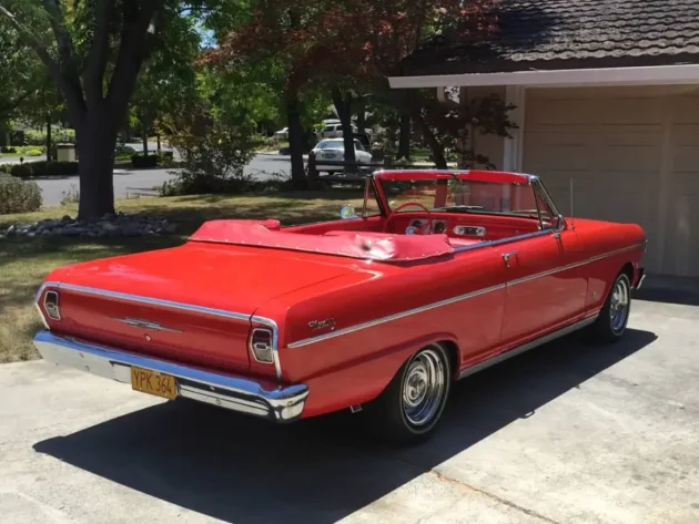 V8/4-Speed 1962 Chevrolet Nova Convertible
