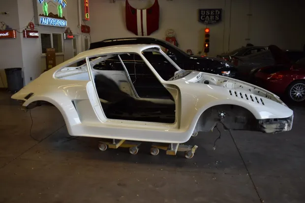 DP935-Style 1981 Porsche 911 Turbo Project Car - Image 3